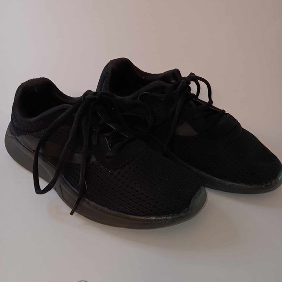 ATHLETIC WORKS - WOMEN'S JOGGER OR WORK SNEAKERS WITH MEMORY FOAM - SIZE 7 - Picture 1 of 8